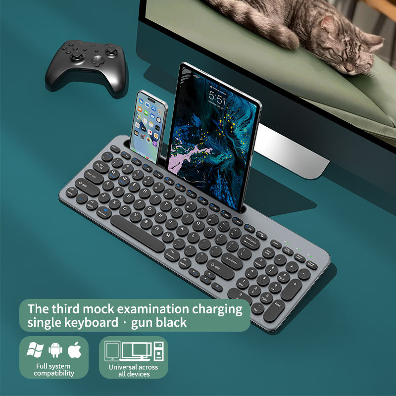 Costume gris pistolet trois modèles