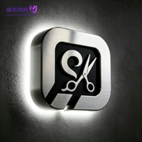Enseigne lumineuse personnalisée en acier inoxydable 3D avec halo LED, logo d'entreprise éclairé étanche IP65 pour la décoration murale intérieure de salon