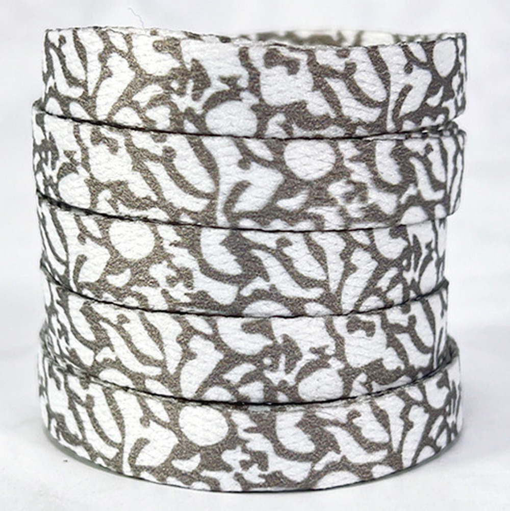 16 White Grey Leopard Print