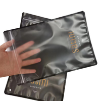Sacs d'emballage pour vêtements biodégradables à fond plat avec fermeture éclair, transparents d'un côté, taille et logo personnalisables