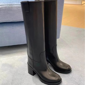 Vente en gros de <span class=keywords><strong>bottes</strong></span> d'automne longues personnalisées pour femmes <span class=keywords><strong>bottes</strong></span> au genou en <span class=keywords><strong>cuir</strong></span> véritable à bout rond et <span class=keywords><strong>mollet</strong></span> <span class=keywords><strong>large</strong></span> à talon épais pour femmes - Product Image 6