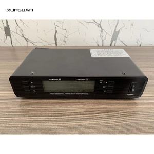 GLXD4 Fábrica Promocional <span class=keywords><strong>2</strong></span> Canales IR UHF Micrófono inalámbrico Uno por dos Half-Metal Handheld para KTV Singing/Church - Product Image 5