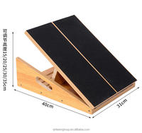 Planche d'inclinaison en bois réglable antidérapante, durable et écologique, avec poignée latérale, portable et intégrée pour étirements des mollets et exercices de gym