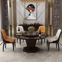 Italienischer runder Luxus-Esstisch und Stuhl aus massivem Holz, einfacher postmoderner High-End-Esstisch