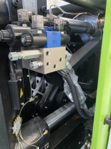 PLKS-1500W Full-Auto PP Air Filter <strong>Injection</strong> <strong>Molding</strong> <strong>Machine</strong> - Product Image 4