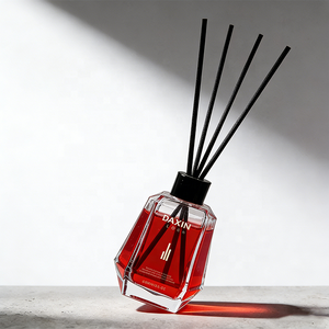 ขวดแก้วทรงหลายเหลี่ยมทำมือขนาด 200 มล. รุ่นใหม่ปี 2026, น้ำหอมปรับอากาศแบบก้านไม้หอมคุณภาพพรีเมียม ใสเหมือนคริสตัล, ของตกแต่งบ้านและโรงแรม กลิ่นอโรมาเธอราพี - Product Image 5