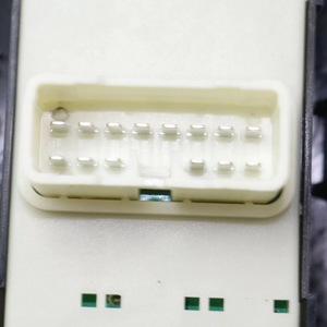 Panneau de commande des vitres électriques Ford 935701M100 pour Kia Cerato côté conducteur avant gauche LHD - Product Image 4