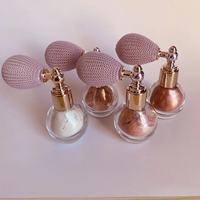 Échantillon Gratuit Sans Logo, Illuminateur Corps Scintillant en Gros, Poudres Bronzantes Libres, Flacon en Verre, Illuminateur Maquillage Pailleté avec Spray