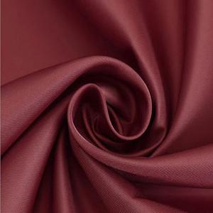 All'ingrosso Fodera Taffeta tessuto pronto per la spedizione 230T Twill stile 100% poliestere tessuto taffettà per cappotto/rivestimento della giacca - Product Image 5