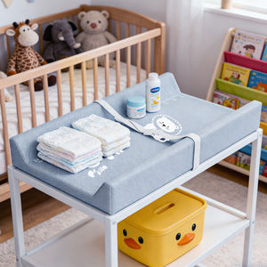 <span class=keywords><strong>Table</strong></span> <span class=keywords><strong>à</strong></span> <span class=keywords><strong>langer</strong></span> portable légère avec housses imperméables pour nouveau-né - Product Image 2