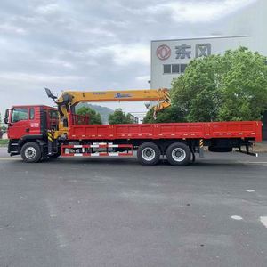 Grúa Montada en Camión Sinotruk 6x4 de 320HP y 14 Toneladas, Suministro Directo de Fábrica para Elevación y Transferencia de Materiales de Tuberías - Product Image 5