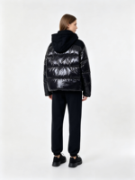 Veste matelassée chaude pour femme avec capuche amovible et motif rayé