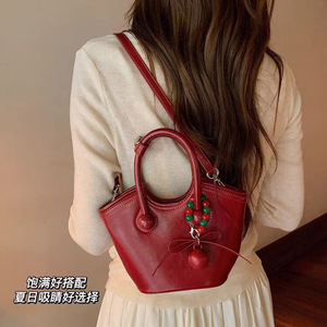 Sac seau à main pour femme Cherry Love, très populaire, avec fermeture éclair, en cuir PU, doublure polyester, usage quotidien, style sudiste, modèle unique - Product Image 4