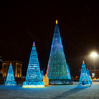 Landschaft Großhandel Outdoor IP67 Pixel Programmier bar Kunden spezifische LED Weihnachts dekoration RGB Baum Lichter