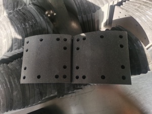 Doublure de frein robuste FMSI 4515 |   Sans amiante, directement de l'usine - Product Image 2