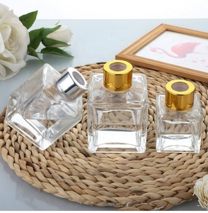 Square Flameless Aromatherapy Bottle Ornament Transparent <b>Diffuser</b> Glass Bottle Indoor <b>Room</b> Rattan Fragrance Empty Bottle - Product Image 3