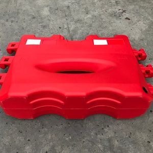 Barrera de Seguridad Vial de HDPE Rojo de 900 mm, Tipo Trafitambos, Llena de Agua, con Reflejante Prismático de Alta Intensidad para Estacionamientos - Product Image 5