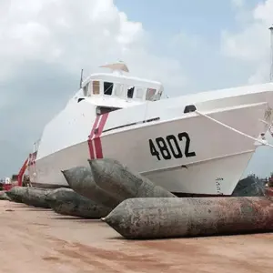 新设计的渔船船坞下水船用安全气囊