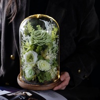 Cadeau de la Saint-Valentin, roses éternelles préservées, roses stabilisées infinies et éternelles dans un dôme en verre avec LED