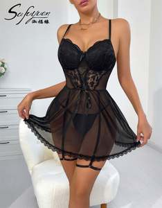 Robe transparente cintrée SFY1151, sexy et séduisante, en dentelle et résille, style camisole. Pyjamas sexy avec anneaux pour les jambes. - Product Image 1