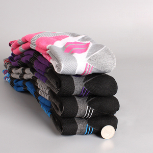 <span class=keywords><strong>Chaussettes</strong></span> <span class=keywords><strong>de</strong></span> <span class=keywords><strong>ski</strong></span> professionnelles à compression thermique, hauteur genou, pour hommes, femmes et enfants, avec rembourrage en tissu éponge pour le <span class=keywords><strong>ski</strong></span> et l'alpinisme - Product Image 3