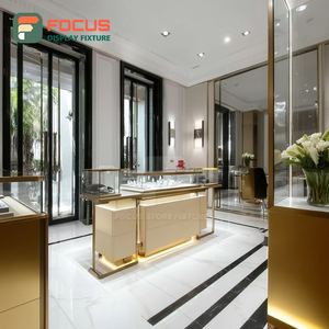 Vitrina de Vidrio para Joyería de Centro Comercial de Alta Visibilidad, Acabado Laminado, Espacio Boutique - Product Image 2