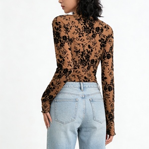 Body en velours floral à col en V pour femme - Haut transparent à manches en dentelle tendance - Product Image 4