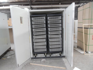 ตู้ฟักไข่อัตโนมัติเชิงพาณิชย์ 9856Eggs พร้อมอัตราการฟัก 98% เครื่องฟักไข่อุตสาหกรรมสำหรับสัตว์ปีก พร้อมระบบพลิกไข่อัตโนมัติสำหรับฟาร์มสัตว์ปีก - Product Image 2