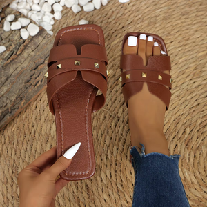 Sandalias de Diseñador para Mujer, Estilo Veraniego y Playero, con Remaches y Tachuelas, de Lujo, Planas, de Marca - Product Image 4