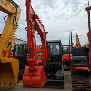 Excavatrice sur chenilles hydraulique Doosan DX60 de 6 tonnes, d'occasion, en excellent état, prête à la vente - Product Image 4