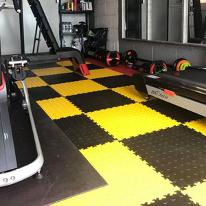 Meilleure vente de carreaux de sol de garage à emboîtement en pvc/tapis de sol amovibles à emboîtement en pvc pour entrepôt - Product Image 5