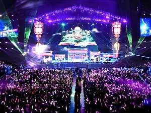 Mur LED pour événements extérieurs, taille d'écran personnalisable, garantie de 5 ans, gestion du contenu à distance pour l'affichage des spectacles - Product Image 5