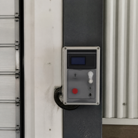 Porte automatique à spirale turbo à grande vitesse avec servomoteur précis et rideau photoélectrique de sécurité pour usine