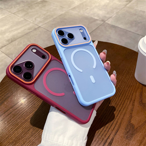 เคสแม่เหล็กแบบด้านกึ่งโปร่งแสงสำหรับ iPhone 18 17 16 15 14 Plus 13 12 11 Pro Max  แบบสองสีตัดกัน  วัสดุ TPU แข็ง - Product Image 1
