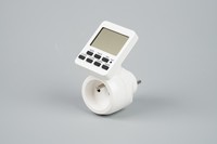 Umweltfreundlicher Modischer Digitaler Zeitschaltuhr-Steckdosenadapter EU-Standards Einphasig Batteriebetrieben Kupfer IP21/IP44 250V