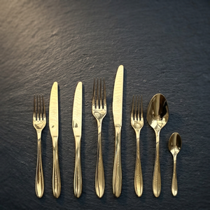 8 ensembles de couverts de luxe en laiton de haute qualité, designs personnalisables, pour restaurants et usage en restauration. - Product Image 1