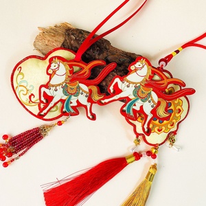 Ciondolo Mascotte Cavallo Dunhuang 2026 per Bambini, Ornamento Creativo in Poliestere da Appendere - Product Image 2