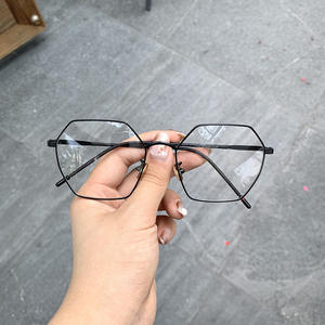 Montures de lunettes hexagonales irrégulières Me8-2381, monture complète unisexe, anti-UV et anti-lumière bleue, verres remplaçables, verres AC. - Product Image 1