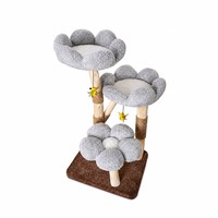 Arbre à chat en bois pour chats d'intérieur, 3 niveaux, griffoir en sisal, tronc en bois massif, perchoir en peluche grise en forme de pétale