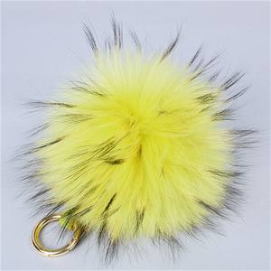 פונפונים מפרוות דביבון טבעית 15 ס\\\"מ בהתאמה אישית לכובעי סריגה למבוגרים ולילדים, אביזרים בעבודת יד, יוקרתיים, סיטונאי, קישוט לחורף - Product Image 3