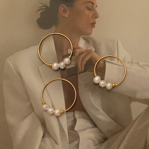 Anillos de Perlas de Agua Dulce Modernos y Delgados de Acero Inoxidable con Baño de Oro de 18K, Resistentes al Deslustre, para Mujer, Joyas Certificadas por May Aigs - Product Image 1