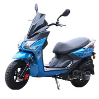 Moped robuste de 150 cm³ avec une charge utile de 200 kg et un réservoir de carburant de 8 L, système de démarrage double, commande vocale, vitesse maximale de 95 km/h pour une utilisation longue distance