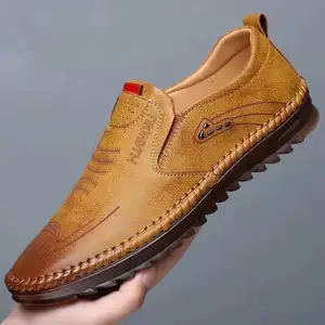 Pu deri üst kauçuk dış taban erkek rahat düz loafer'lar erkekler Slip-on elbise ayakkabı loafer'lar