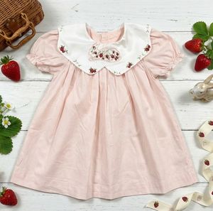 Precioso Vestido Rosa para Bebé con Cuello Bordado de Fresa y Diseño de Conejito, Vestido de Algodón Suave y Transpirable para Niñas Pequeñas - Product Image 1