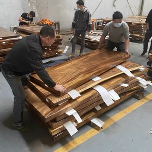 <span class=keywords><strong>Tavolo</strong></span> da Pranzo <span class=keywords><strong>in</strong></span> Legno Massello di Noce Sudamericano con Bordo Naturale, Disponibile <span class=keywords><strong>in</strong></span> Stock - Product Image 5