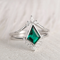 Ensemble de bagues de fiançailles en argent sterling 925 de haute qualité, forme cerf-volant, émeraude verte de laboratoire, CZ