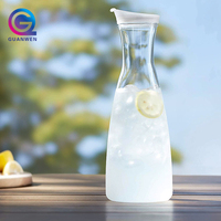 Carafe à eau en plastique PC personnalisée de 2 L avec couvercle, écologique, transparente, moderne, multi-usages