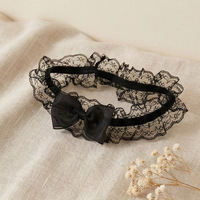 Chaîne de cuisse gothique noire élégante pour femme, avec pendentif sexy en dentelle, nœud, cœur et croix, bijou de corps en alliage pour mariages et occasions spéciales