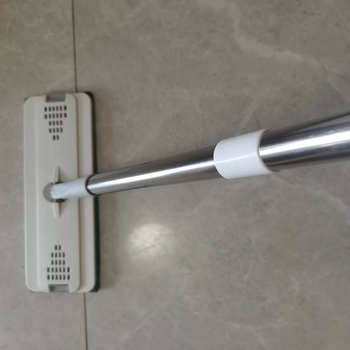 Serpillère simple, sans seau [inclut 2 lingettes]