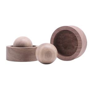 Difusor de madera de nogal natural personalizado, accesorios de aroma con aceites esenciales para uso en el hogar y el coche. - Product Image 3